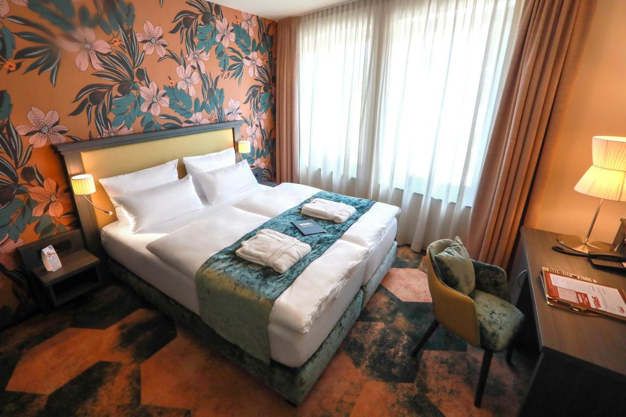Spree. Hotel Am Hafen Lübbenau Dış mekan fotoğraf